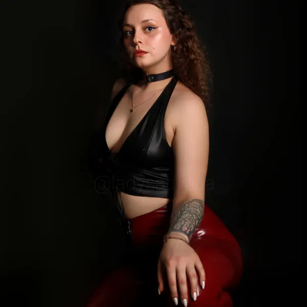 Lady Sativa - Onlyfans
