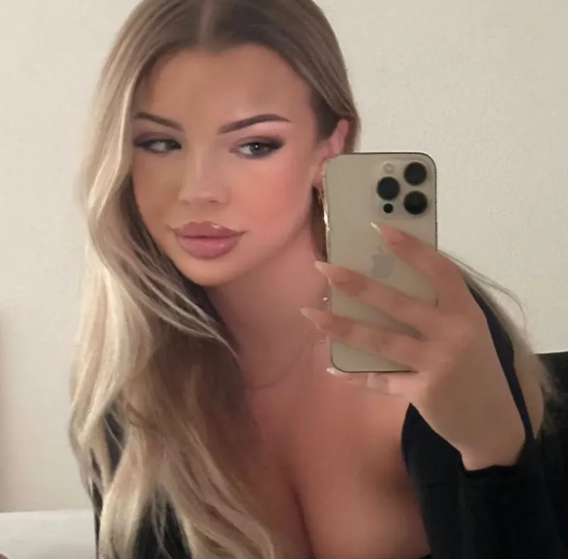 luisa-sofie onlyfans header image