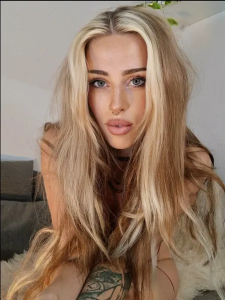 Luisa - Onlyfans