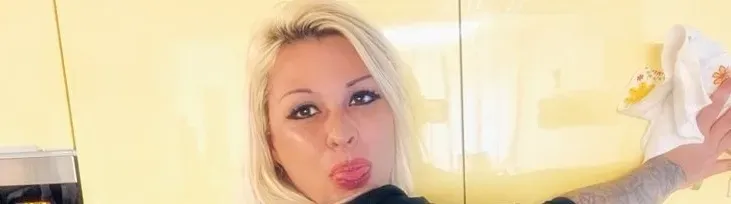 mrs.housemother onlyfans header image